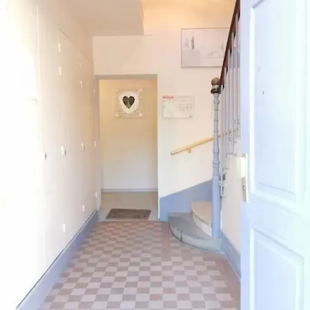 Apartament Le Glamour *studio *parking Prive* *wifi*calme* Lourdes